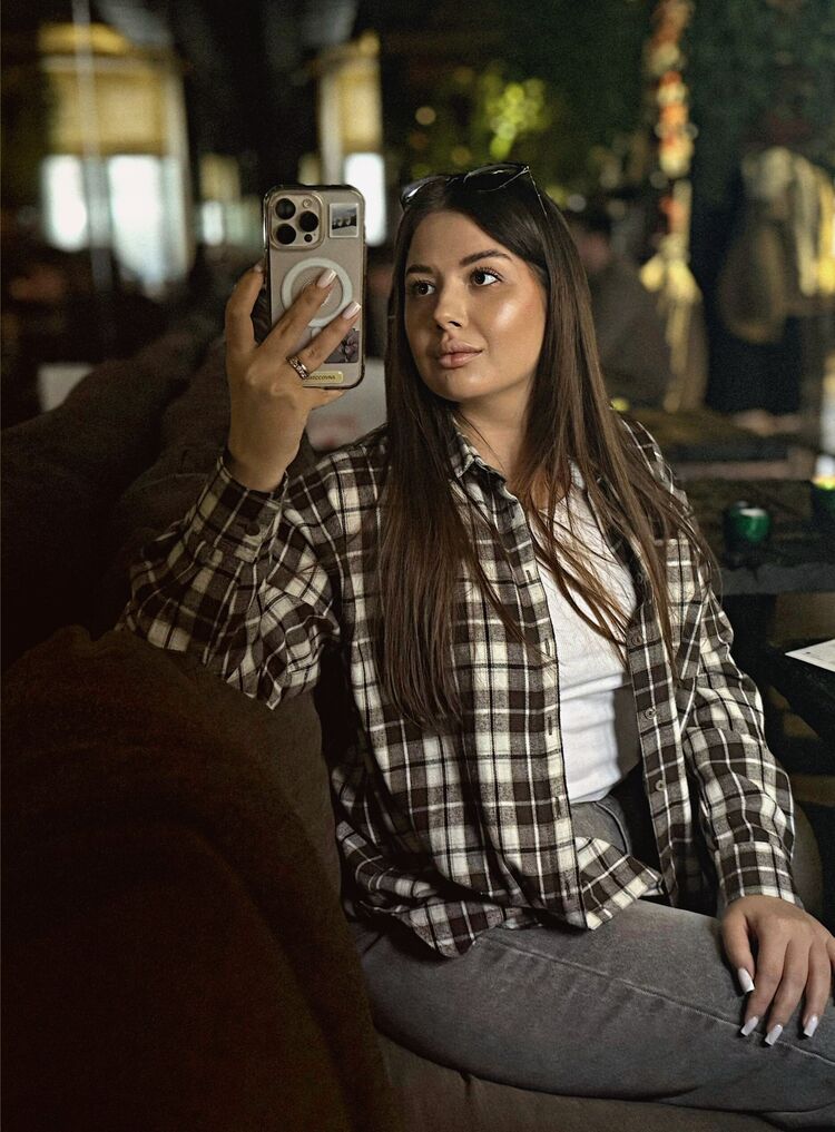  54288627  , 33 ,    -