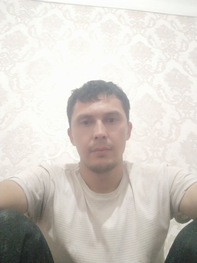  -,   Oxunjon, 31 ,   ,   