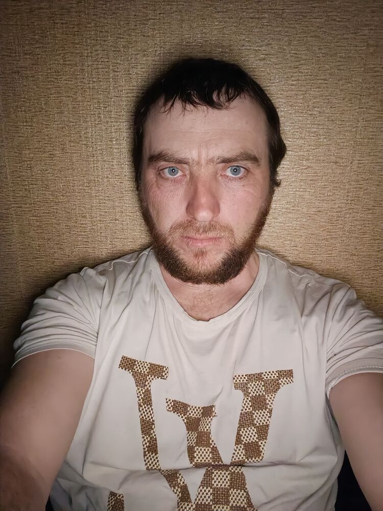  33872517  , 40 ,    