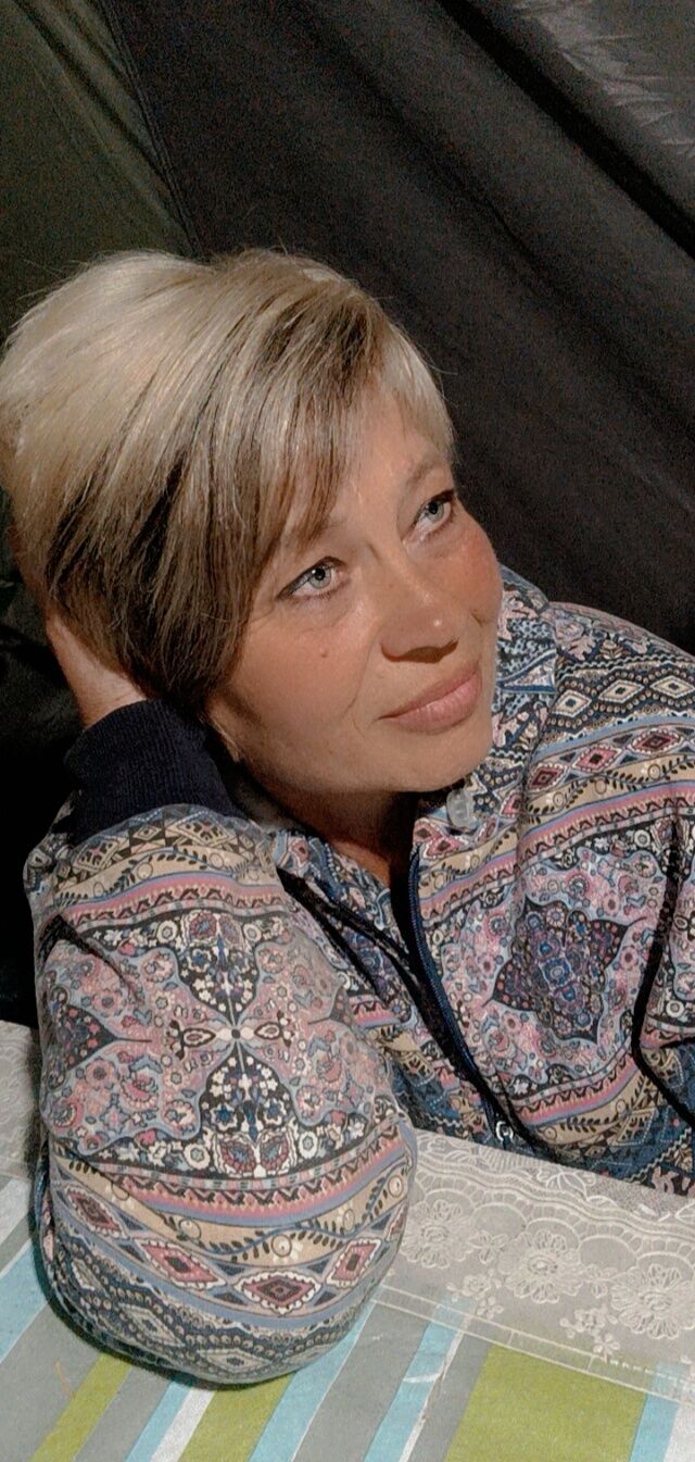  28648197  Irina, 61 ,    