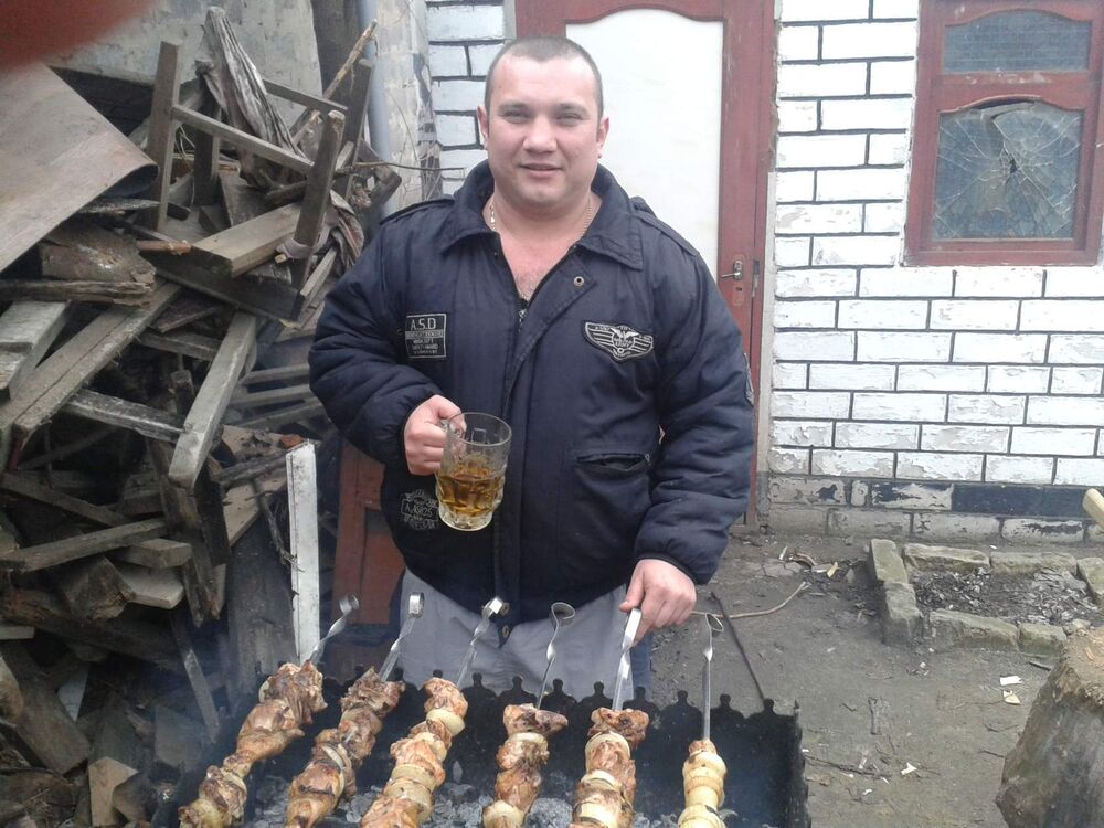  ,   Evgeny, 42 ,   ,   , c , 