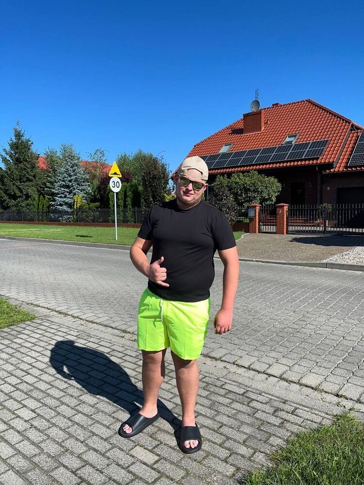  53503247  Artyr, 24 ,    Blansko