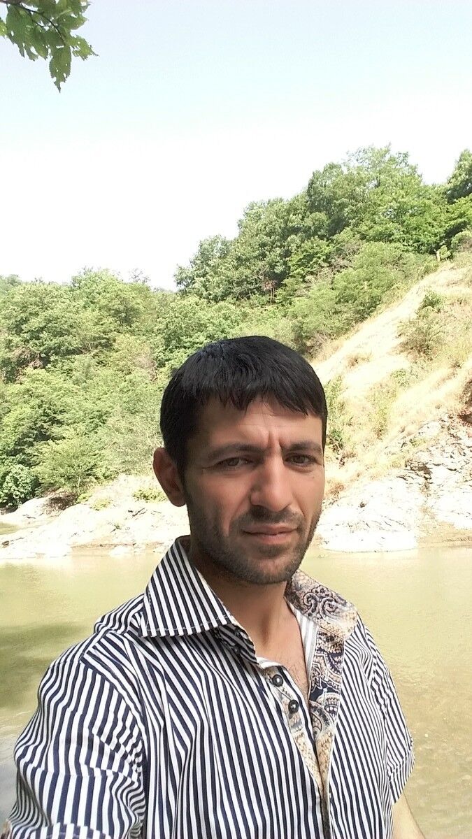  ,   Azer, 40 ,   