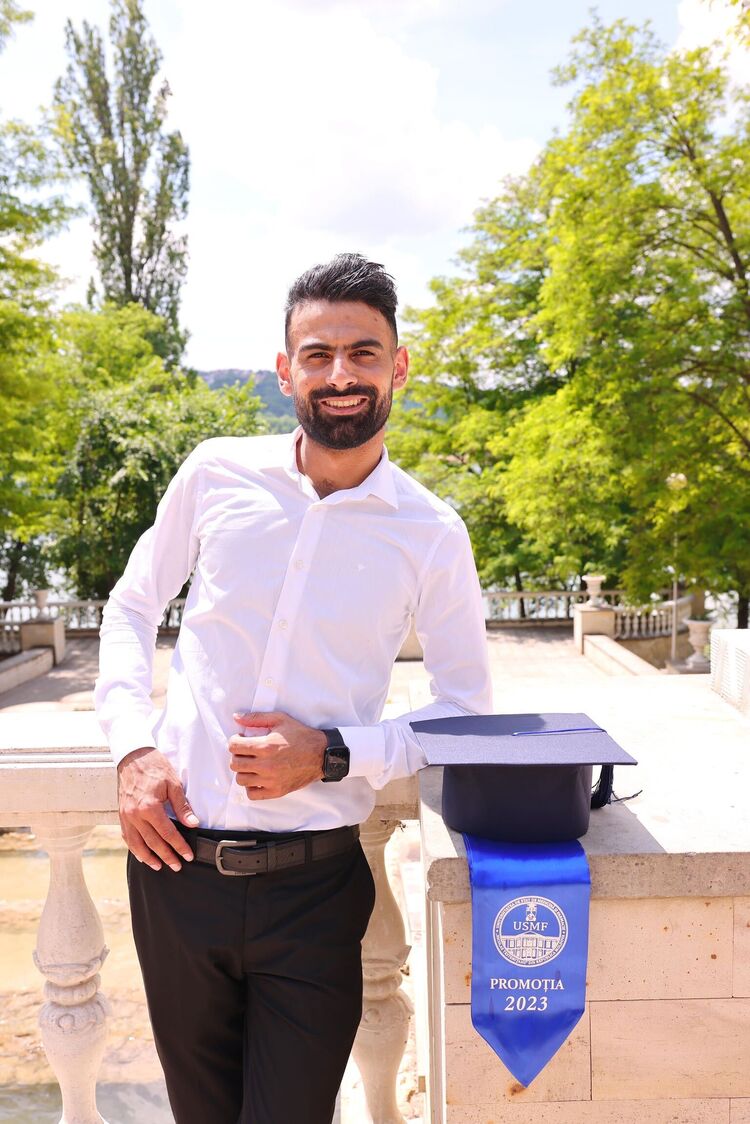  36069237  Ahmad, 30 ,    Azor