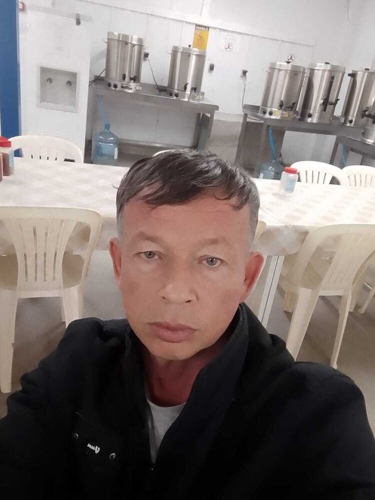  53137447  , 48 ,    