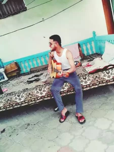  ,   , 25 ,   c 