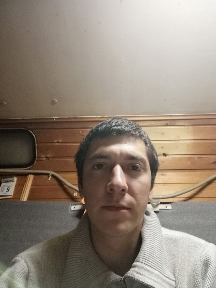  18099327  , 37 ,    