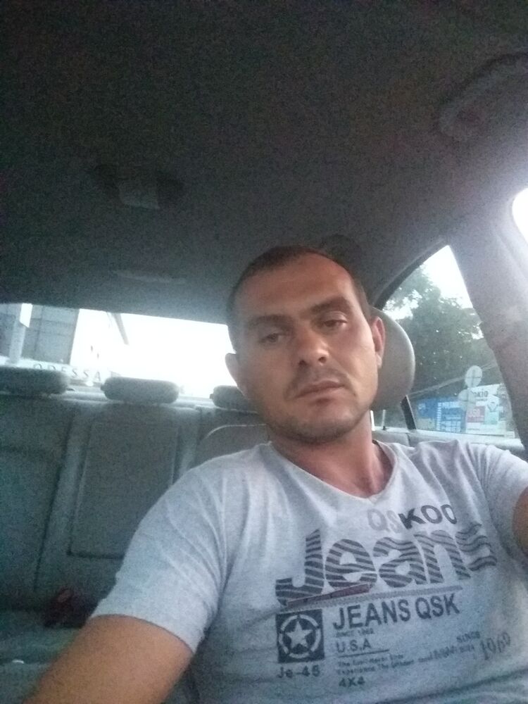  13676587  , 38 ,    