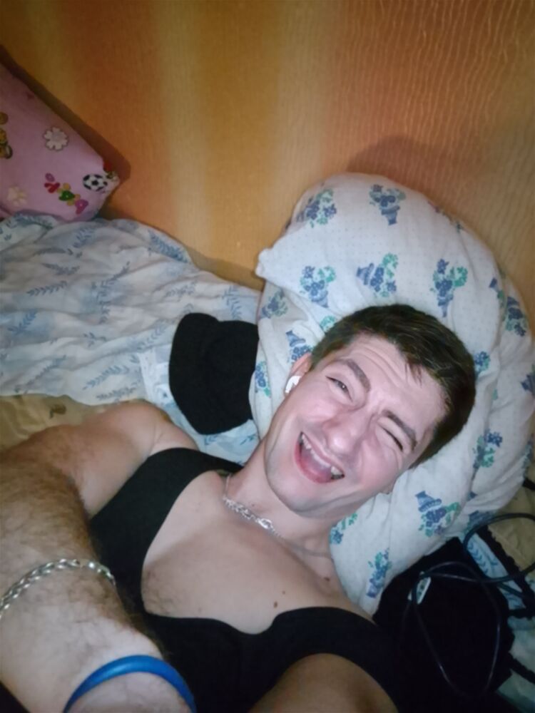  ,   Vlad, 29 ,   ,   