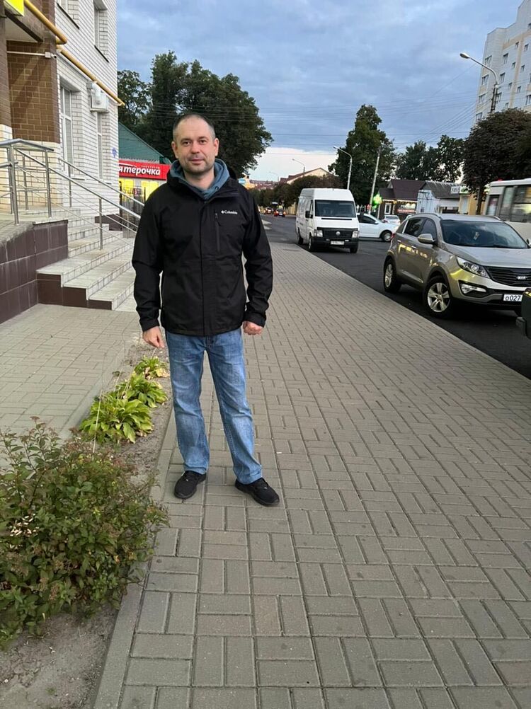  29590957  Kolya, 38 ,    