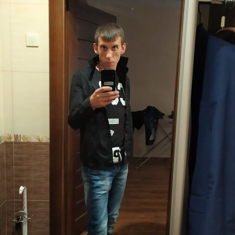 18699427  , 32 ,    