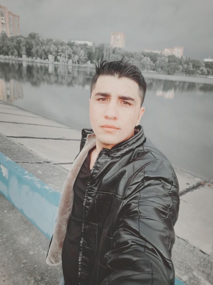  29978187  SHah ker, 24 ,    Kemerburgaz