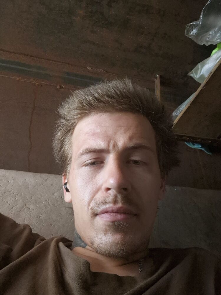  45829787  , 27 ,     