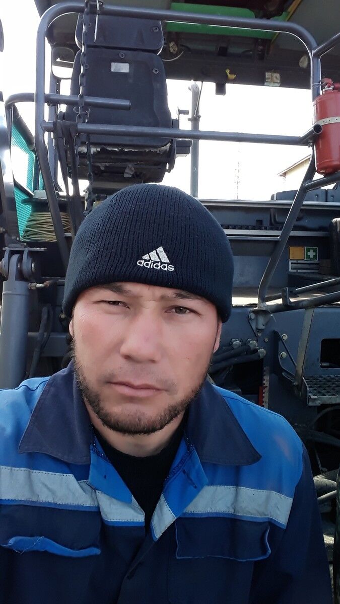  ,   Erik, 39 ,   ,   , c 
