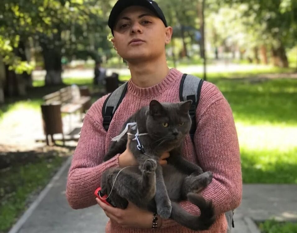  53142677  Fady, 22 ,    