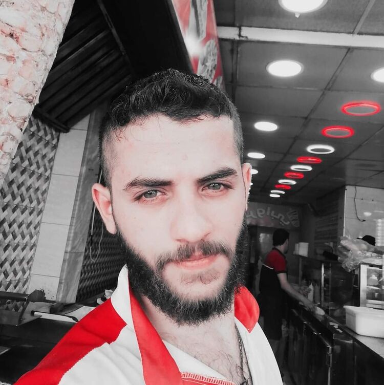  31567917  Mohamed, 27 ,    -