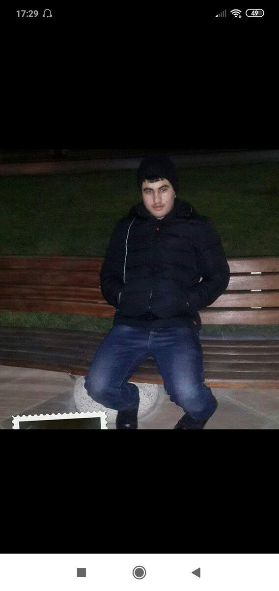  18854467  Araz, 27 ,    