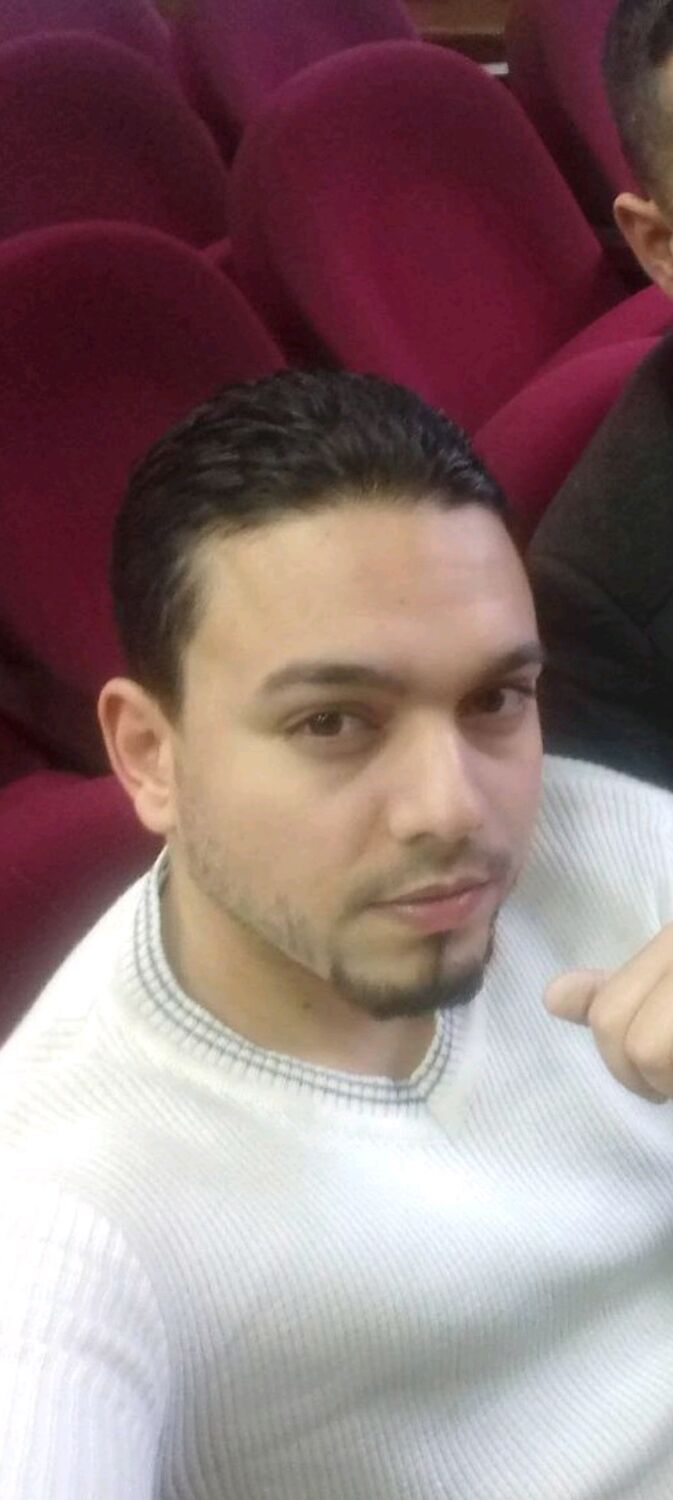 41537657  Raouf, 31 ,    