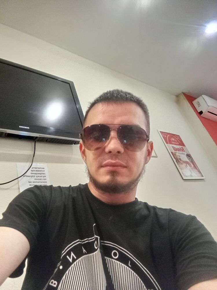  46225767  , 30 ,    
