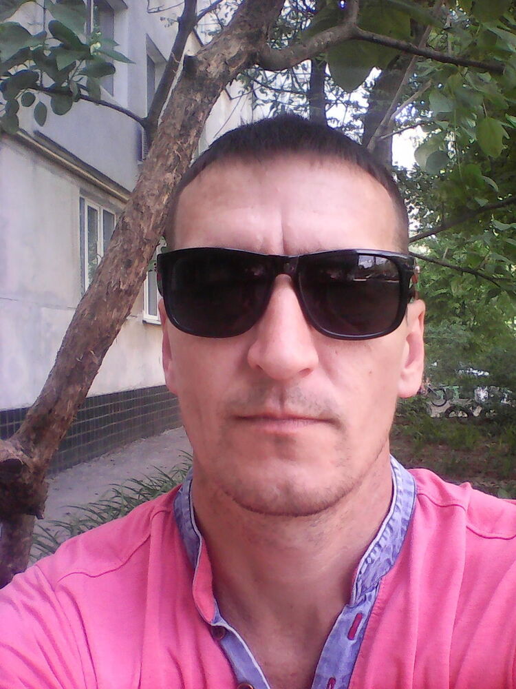  16668917  Oleg, 46 ,    