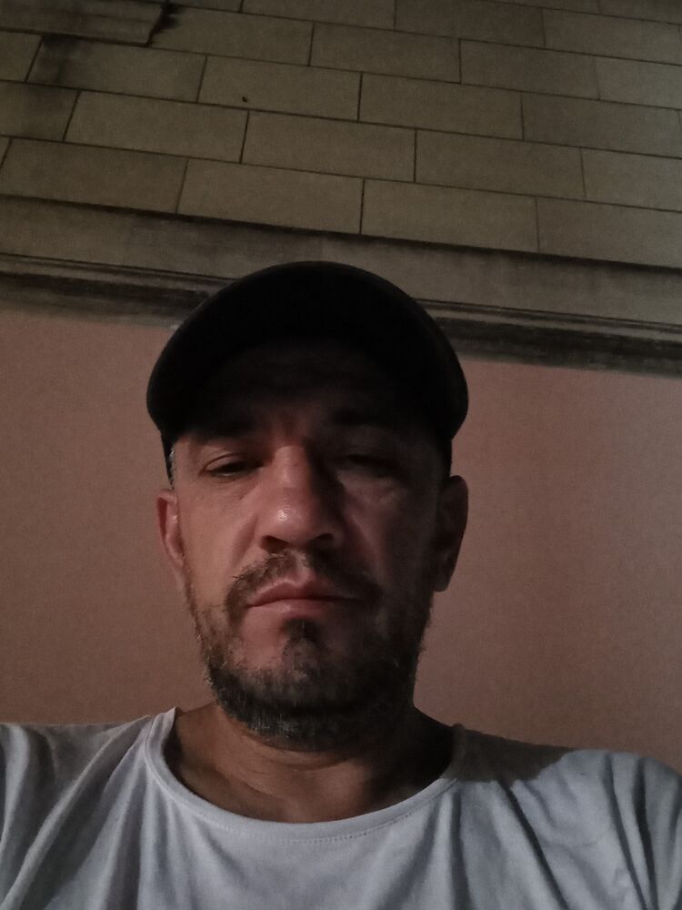  26877957  , 51 ,    