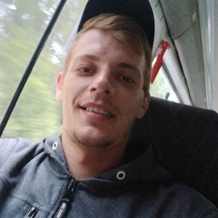  ,   Nikls, 26 ,   ,   