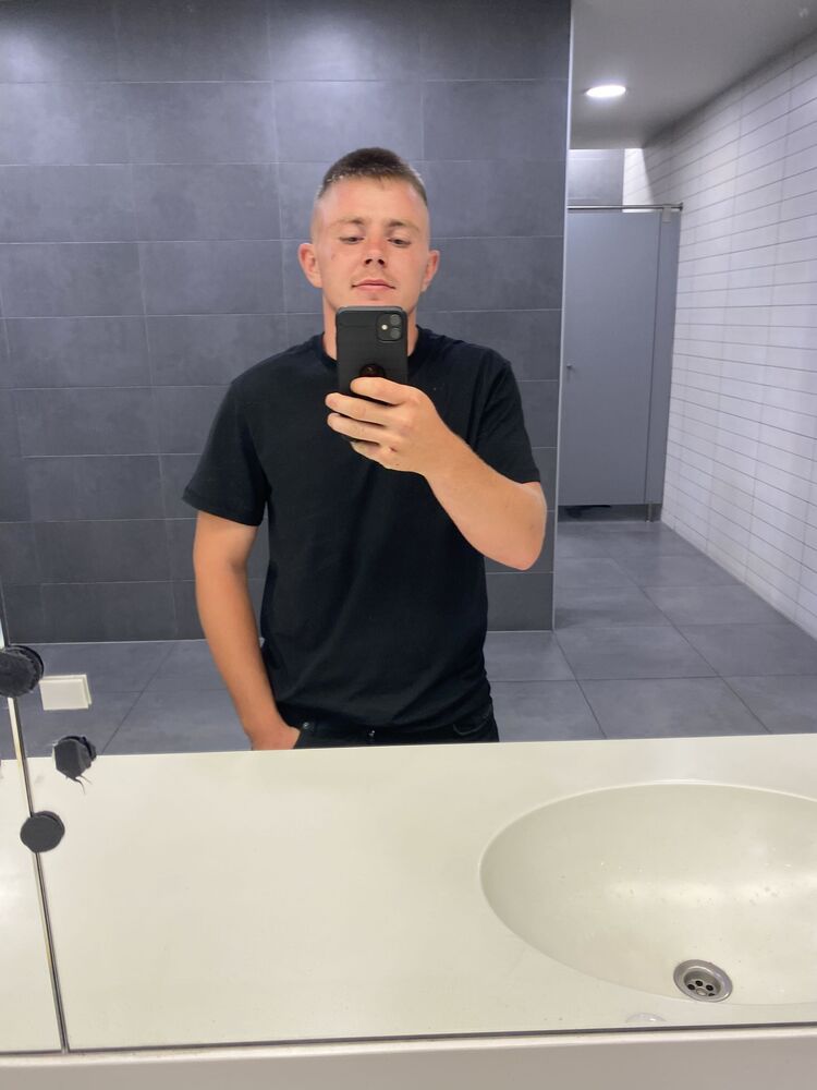  27480387  , 21 ,    