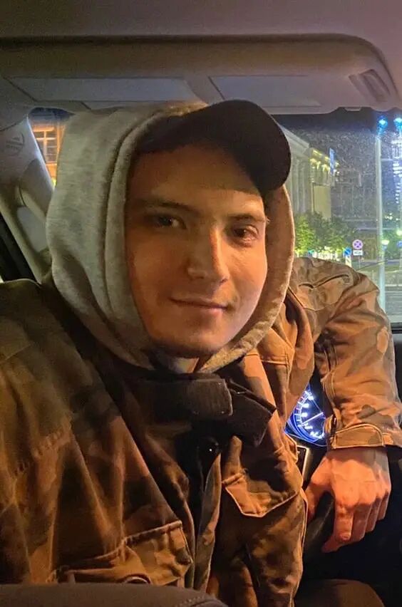  31991507  Andrey, 32 ,    