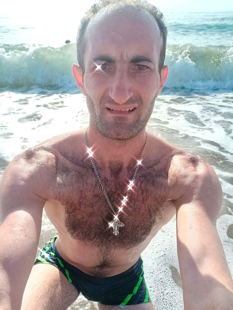  28447407  , 38 ,    