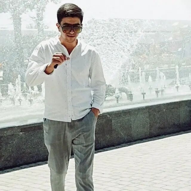  45800107  Timur, 27 ,    