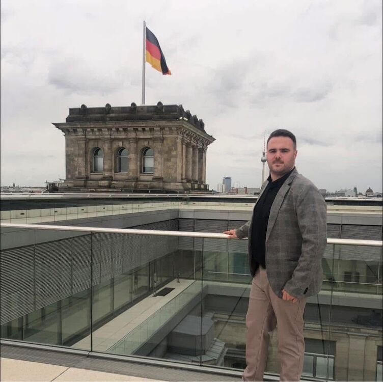  52962827  Friedrich, 27 ,    Seelze