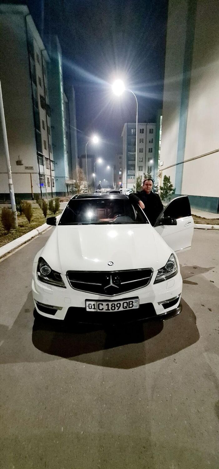  31460397  Akbar, 35 ,    