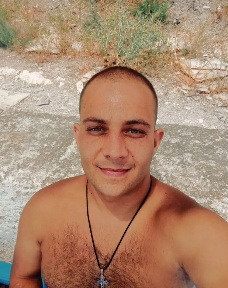  31917627  , 32 ,    