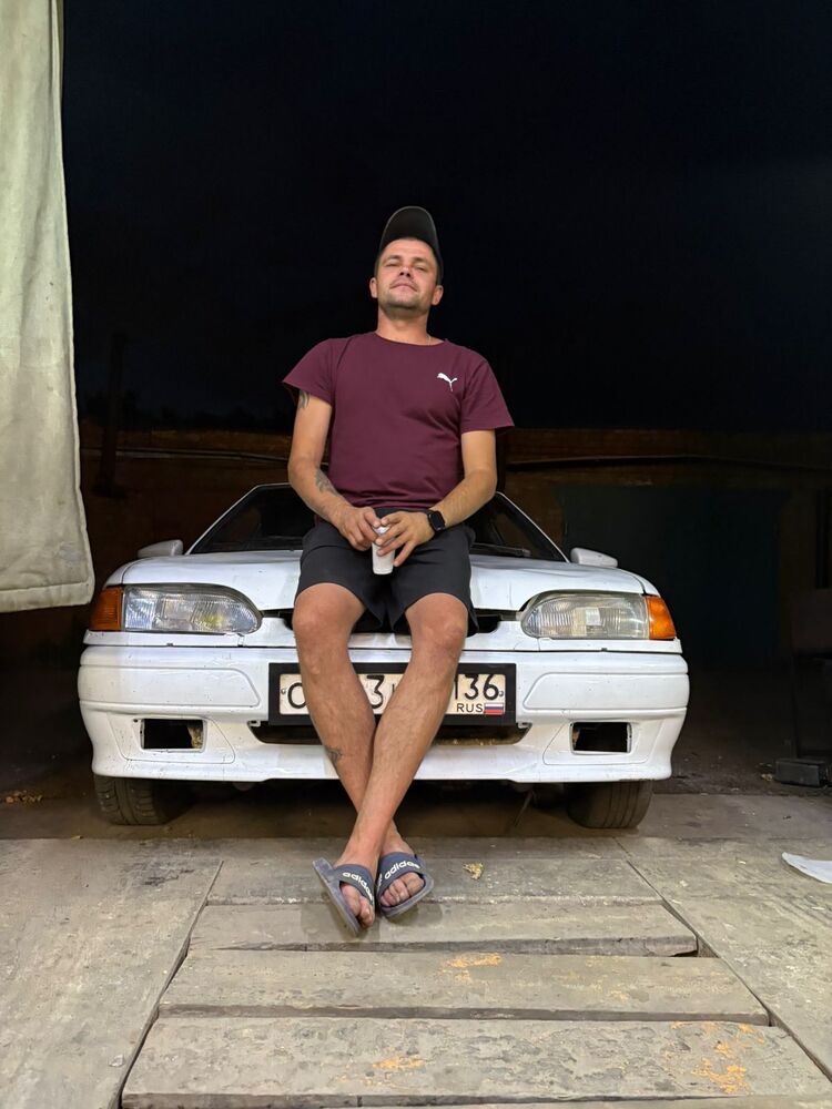  53364837  Aleksei, 33 ,    