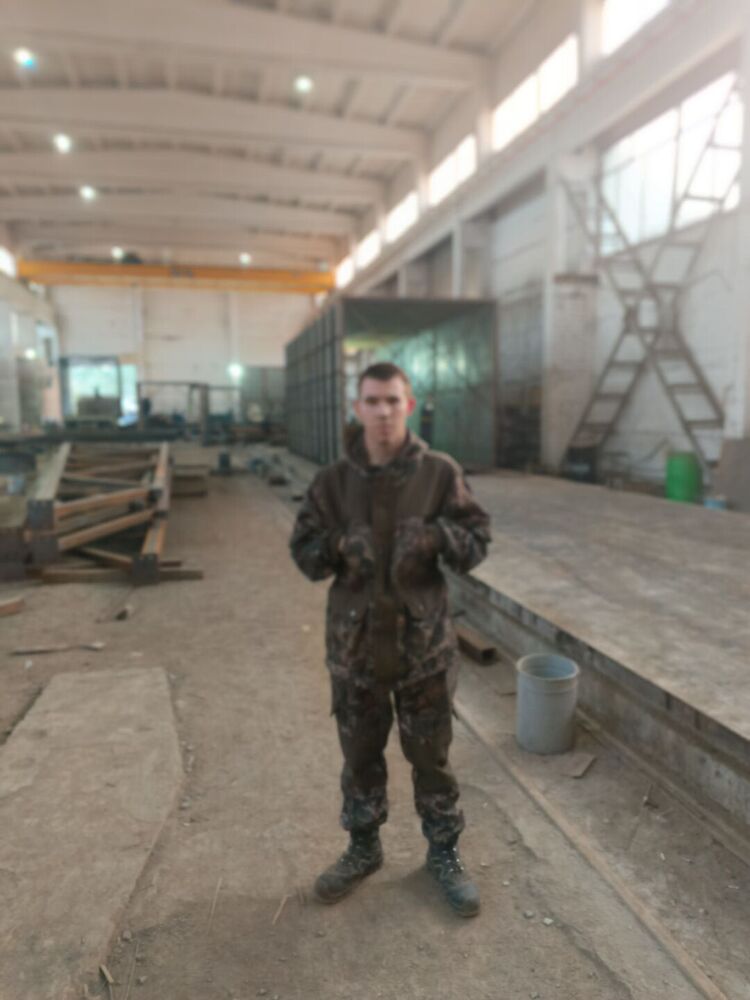  47761187  Sergey, 20 ,    