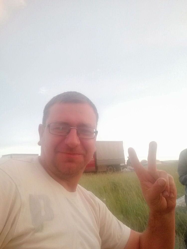  33835237  , 40 ,    