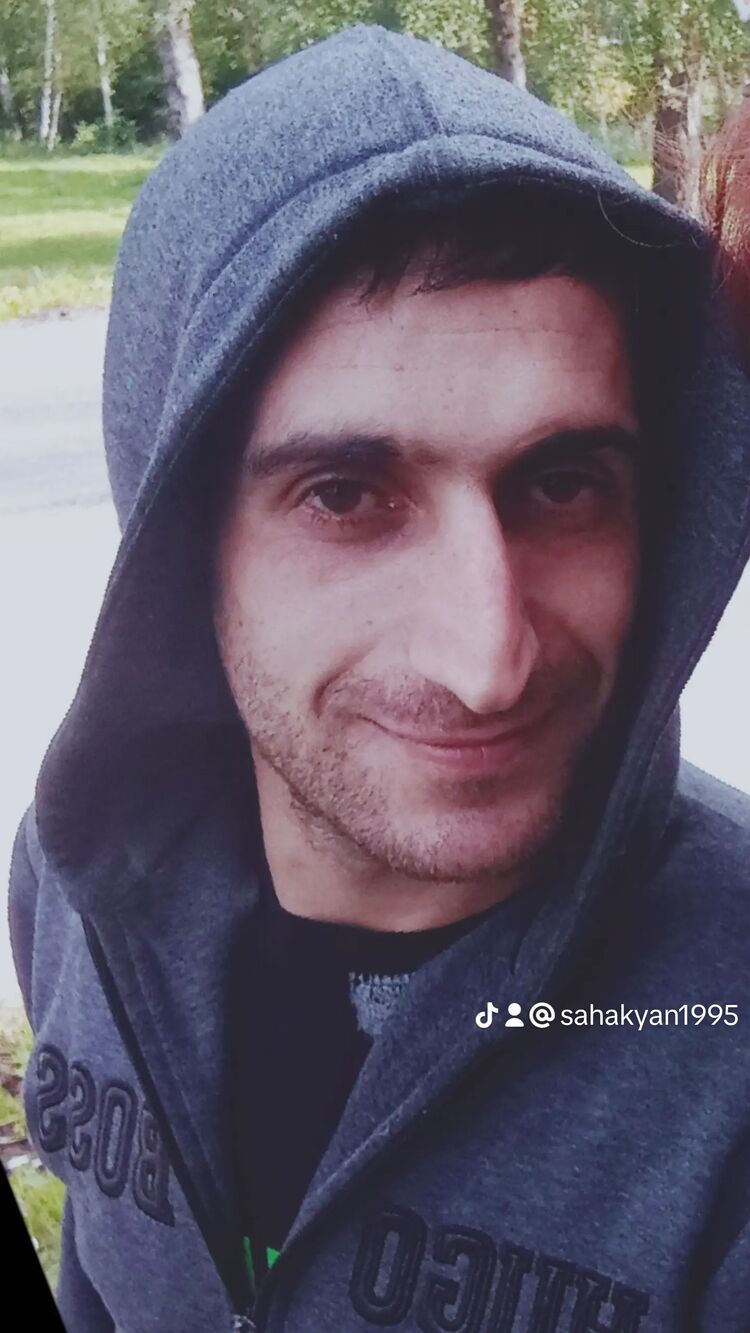  45498027  Tigran, 29 ,    