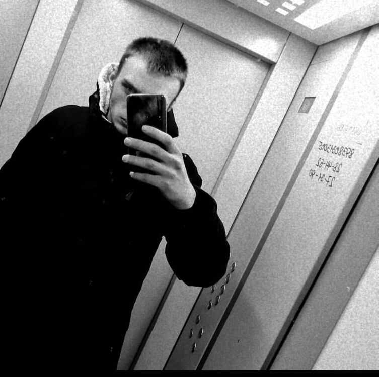  32498577  , 26 ,    