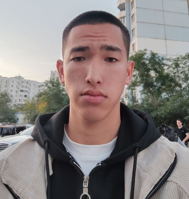  ,   Amir, 21 ,   ,   