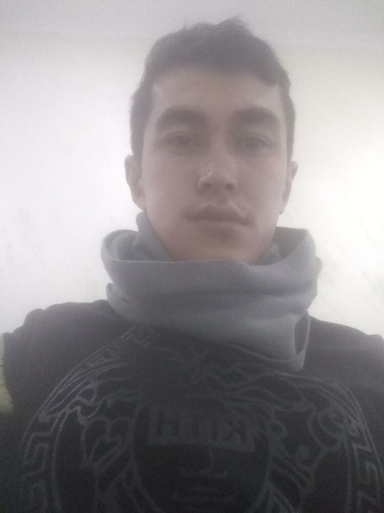  22859267  Ali, 28 ,    