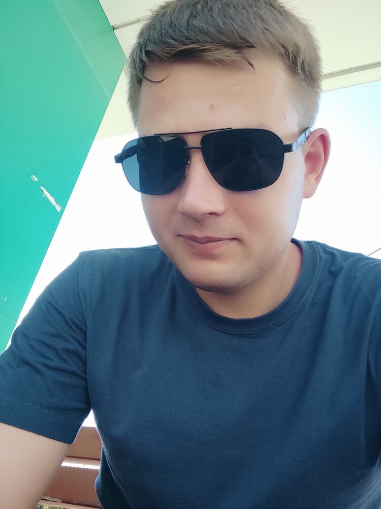  ,   Valera, 25 ,   ,   