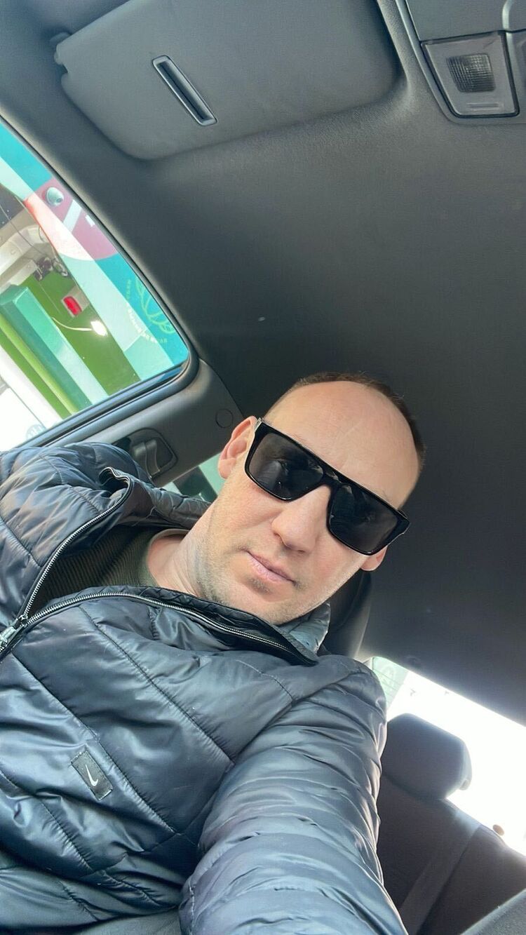  52366617  , 41 ,    
