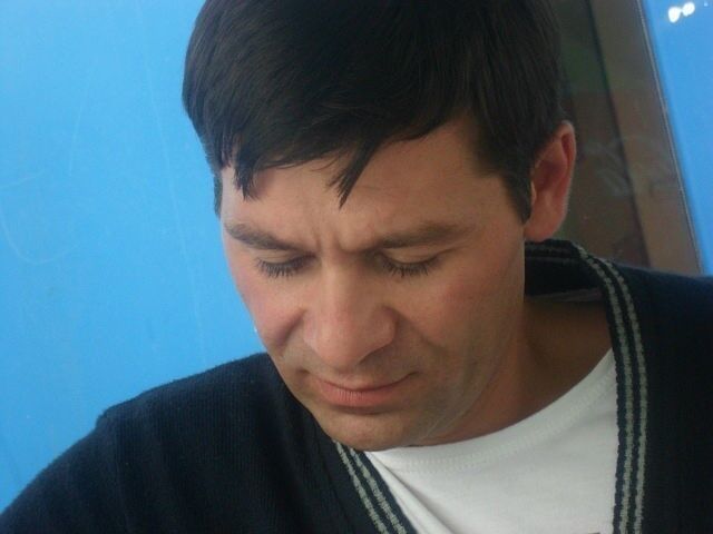  18527057  Vinsent, 46 ,    