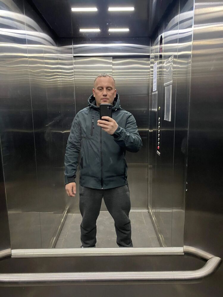 ���� 42025717 ������� ����, 35 ���, ���� ���������� � �����-����������