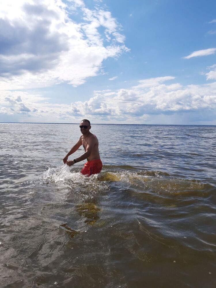  ,   Garik, 44 ,   ,   , c 