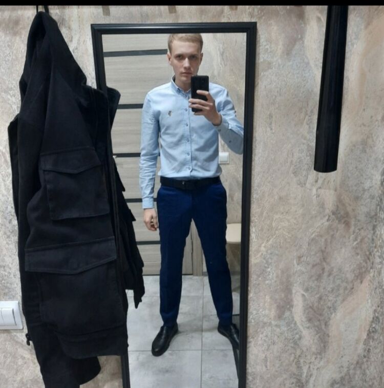 41233507  , 27 ,    
