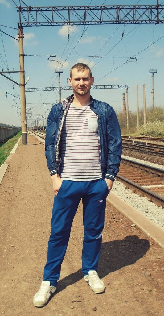  ,   Vitaliy, 36 ,   