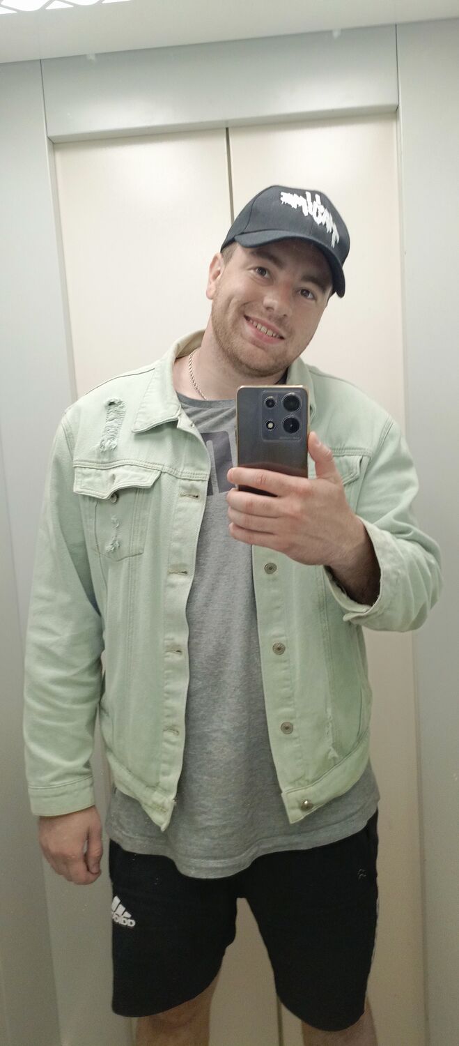  53598147  Vadim, 28 ,    