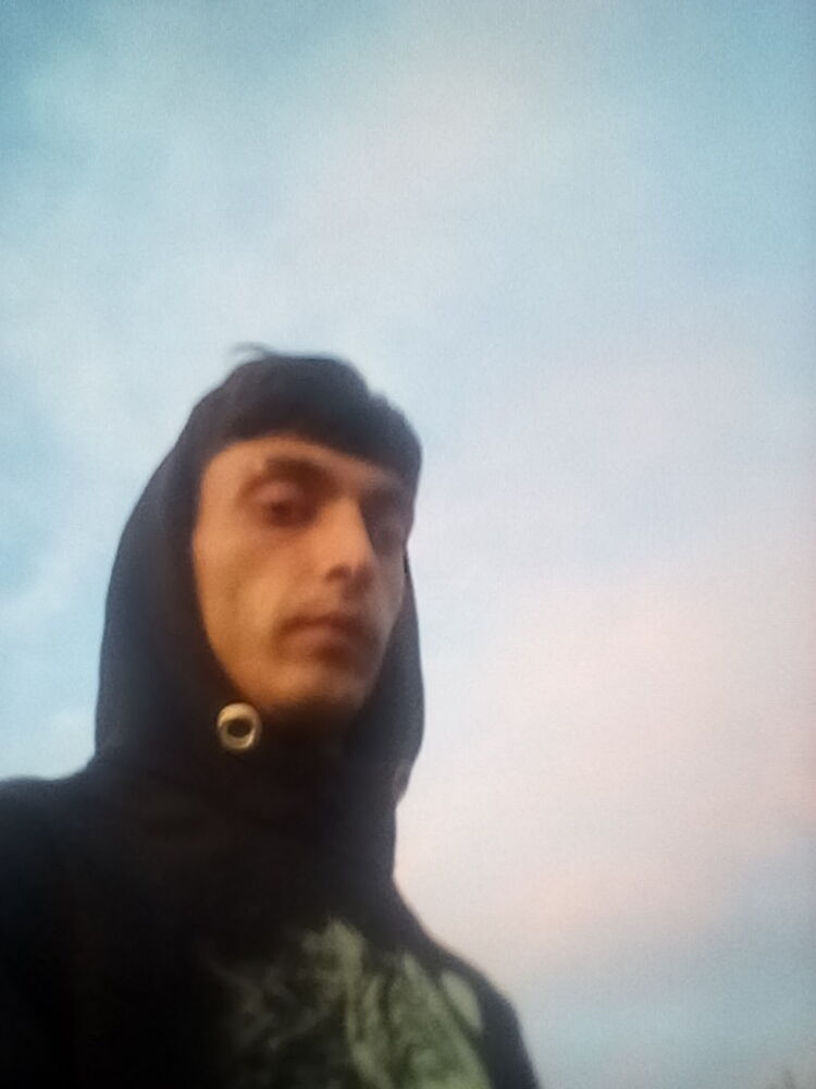  ,   Ruslan, 33 ,   ,   , c 