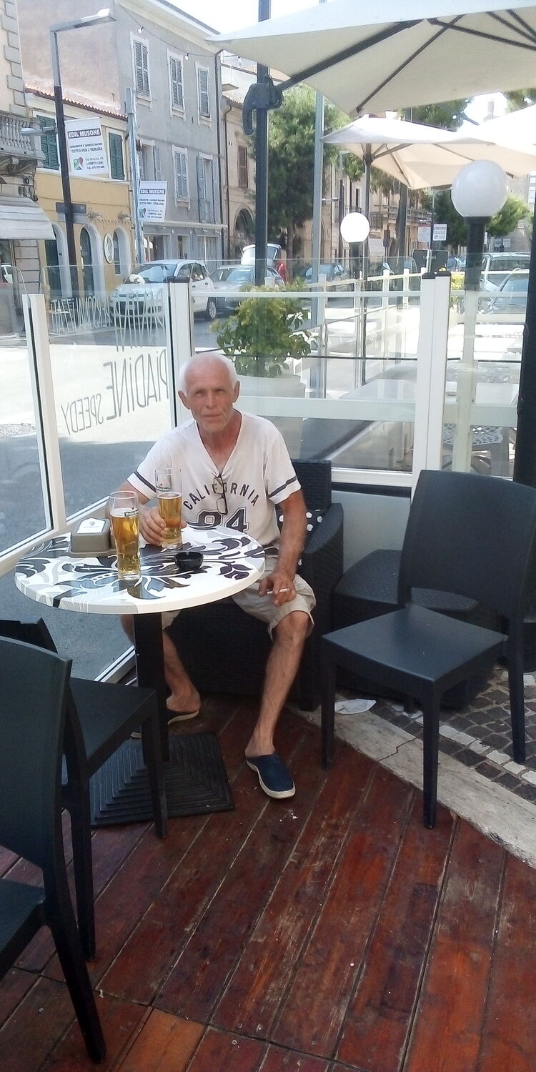  37362357  Serhii, 66 ,    -
